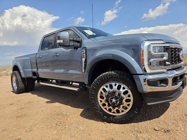 Photo of 2023 Ford F-450SD Lariat